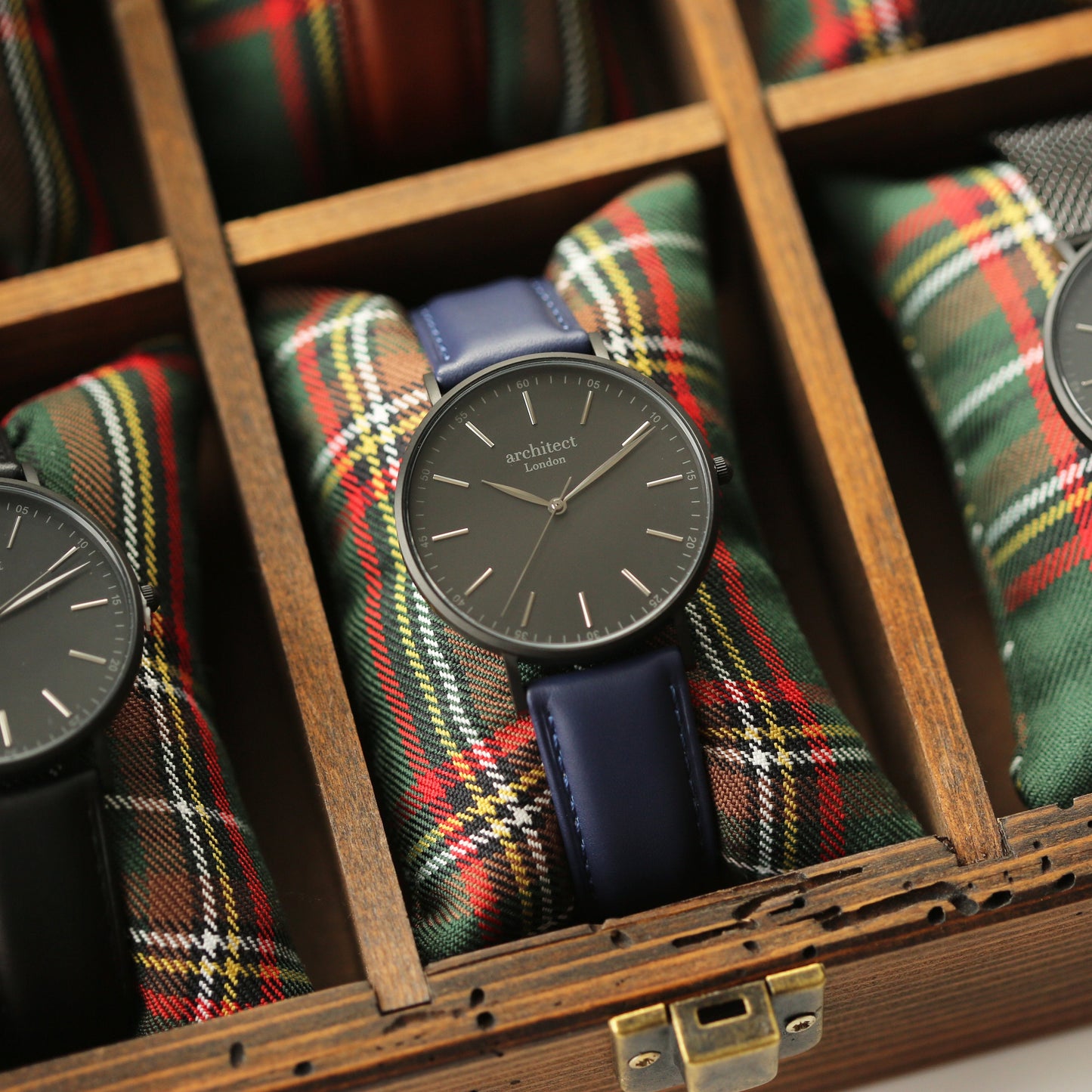 Modern Font Engraving - Men's Minimalist Watch + Admiral Blue Strap - Wear We Met